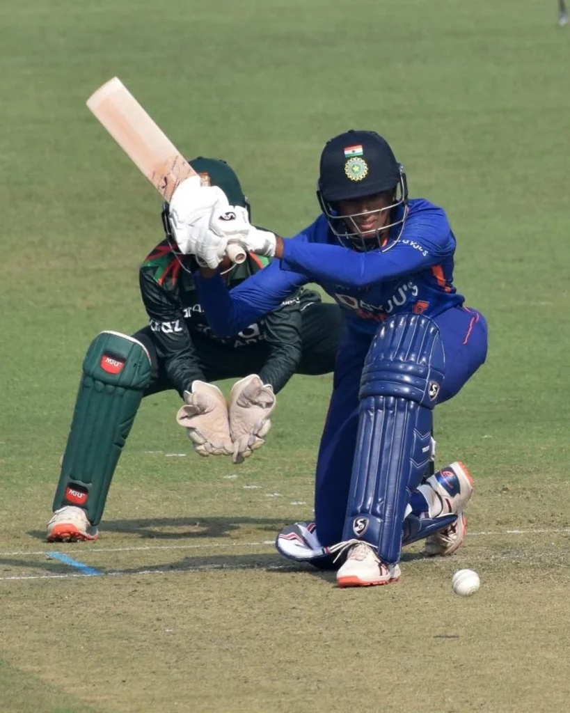 Angkrish Raghuvanshi Net Worth
