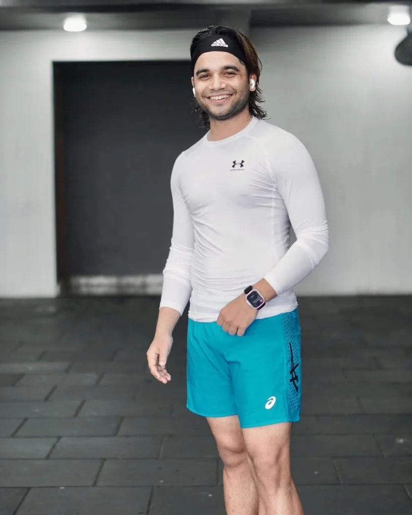 Suyash Sharma Net Worth