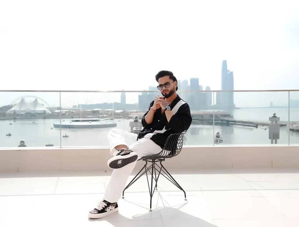 Suyash Sharma Net Worth