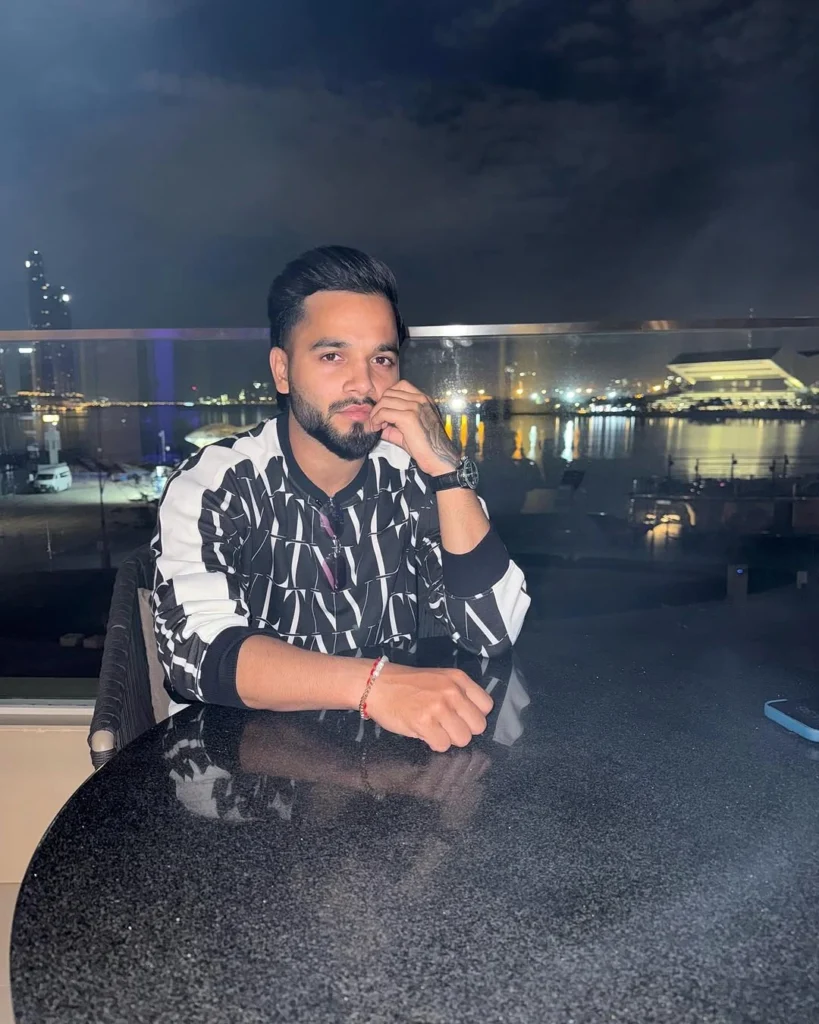 Suyash Sharma Net Worth
