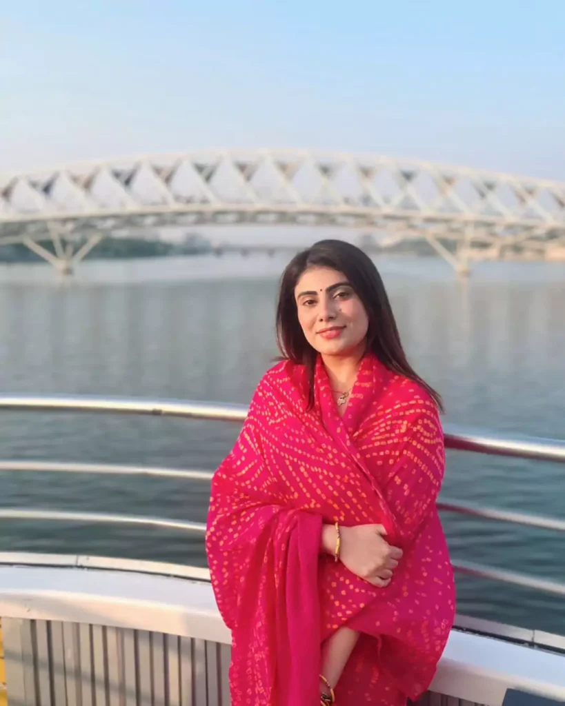 Ravindra Jadega Wife