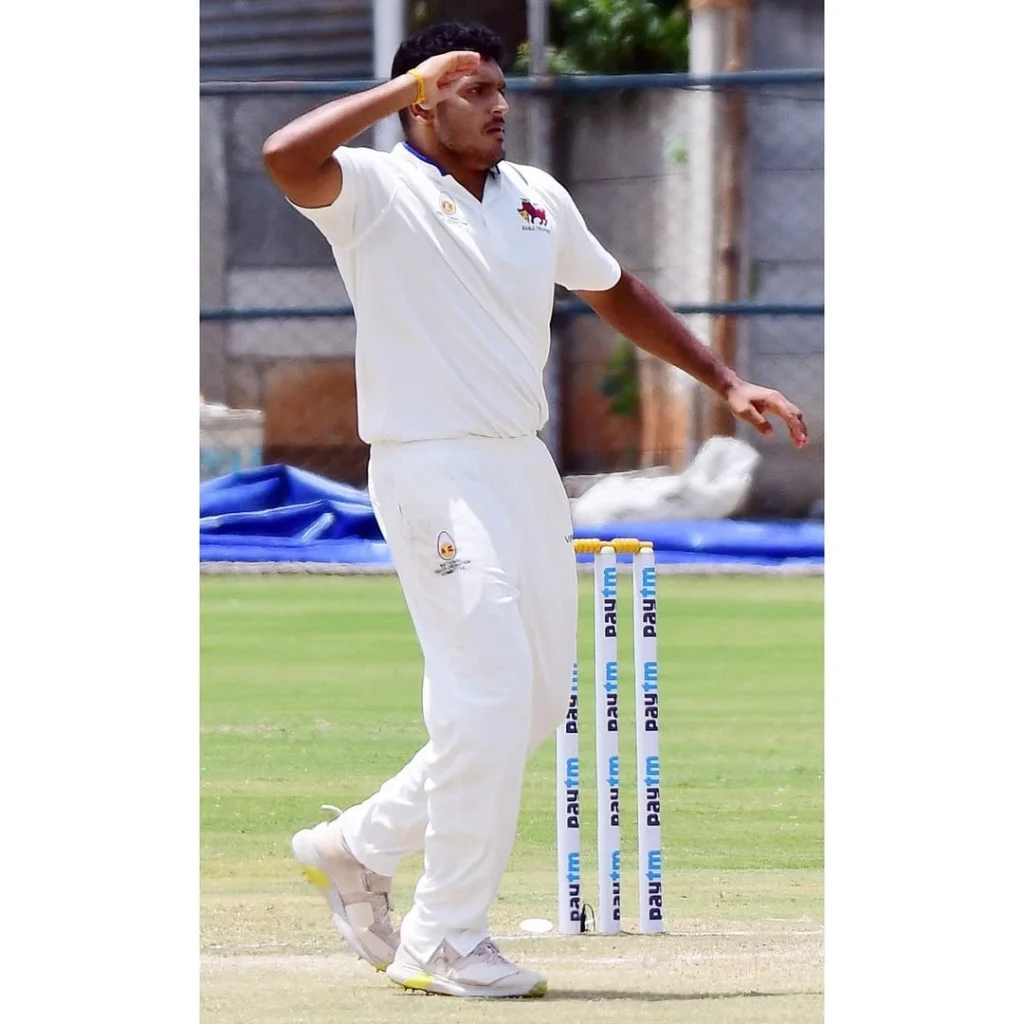 Tushar Deshpande Net Worth