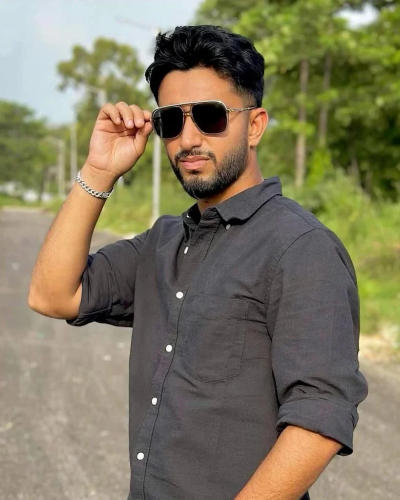 Mayank Markande Net Worth